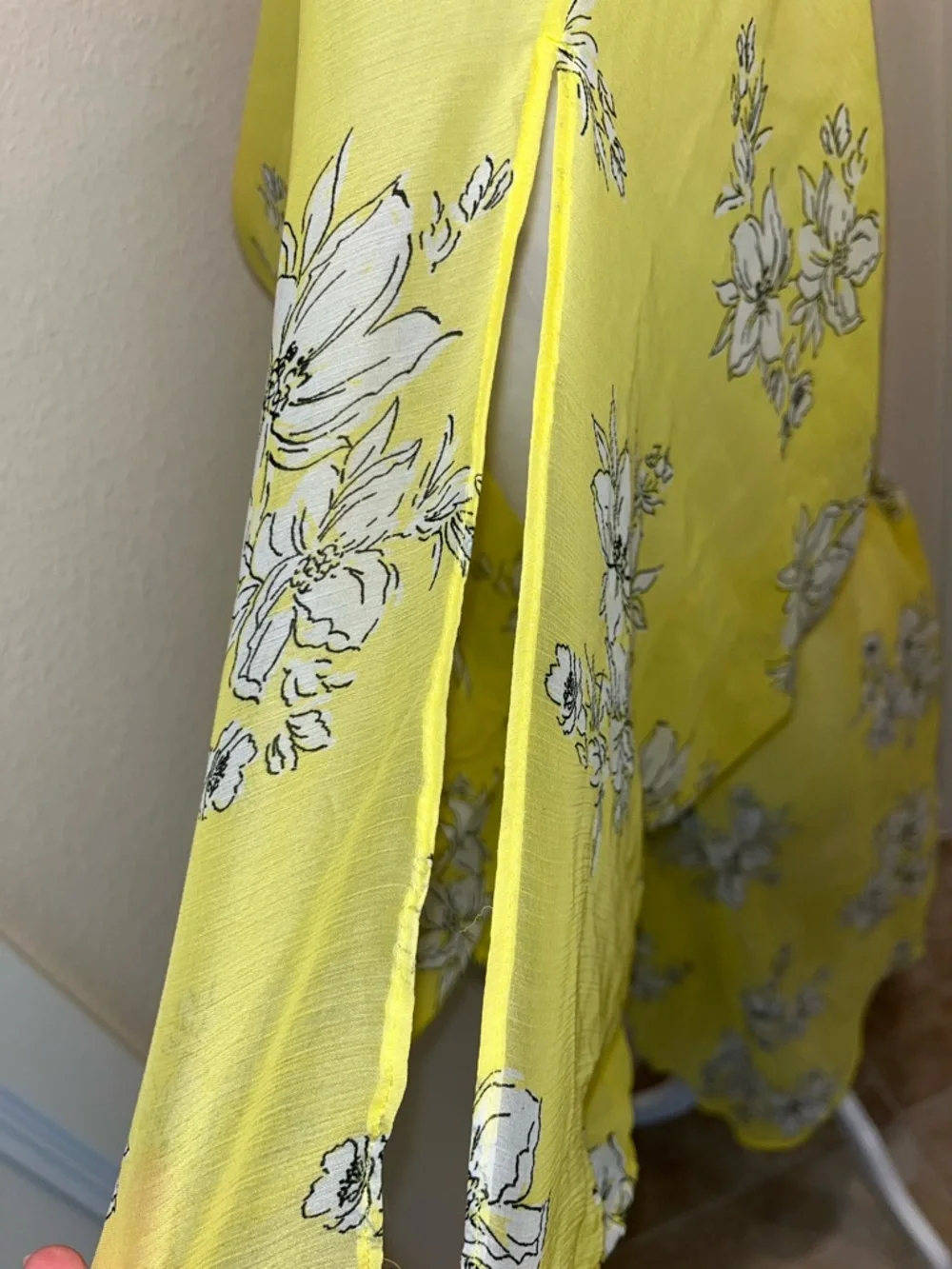 Abercrombie & Fitch Yellow Floral Swim Coverup Tie Front Kimono Style Sleeves